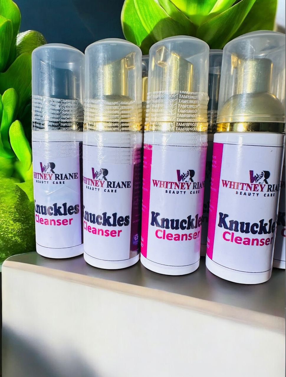 Knuckle Cleanser
